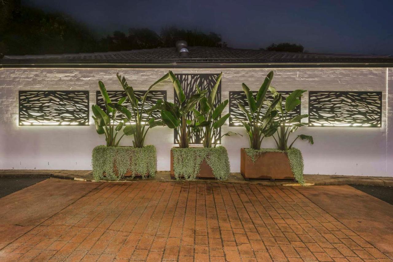 The Oasis Apartments And Treetop Houses Byron Bay Eksteriør billede