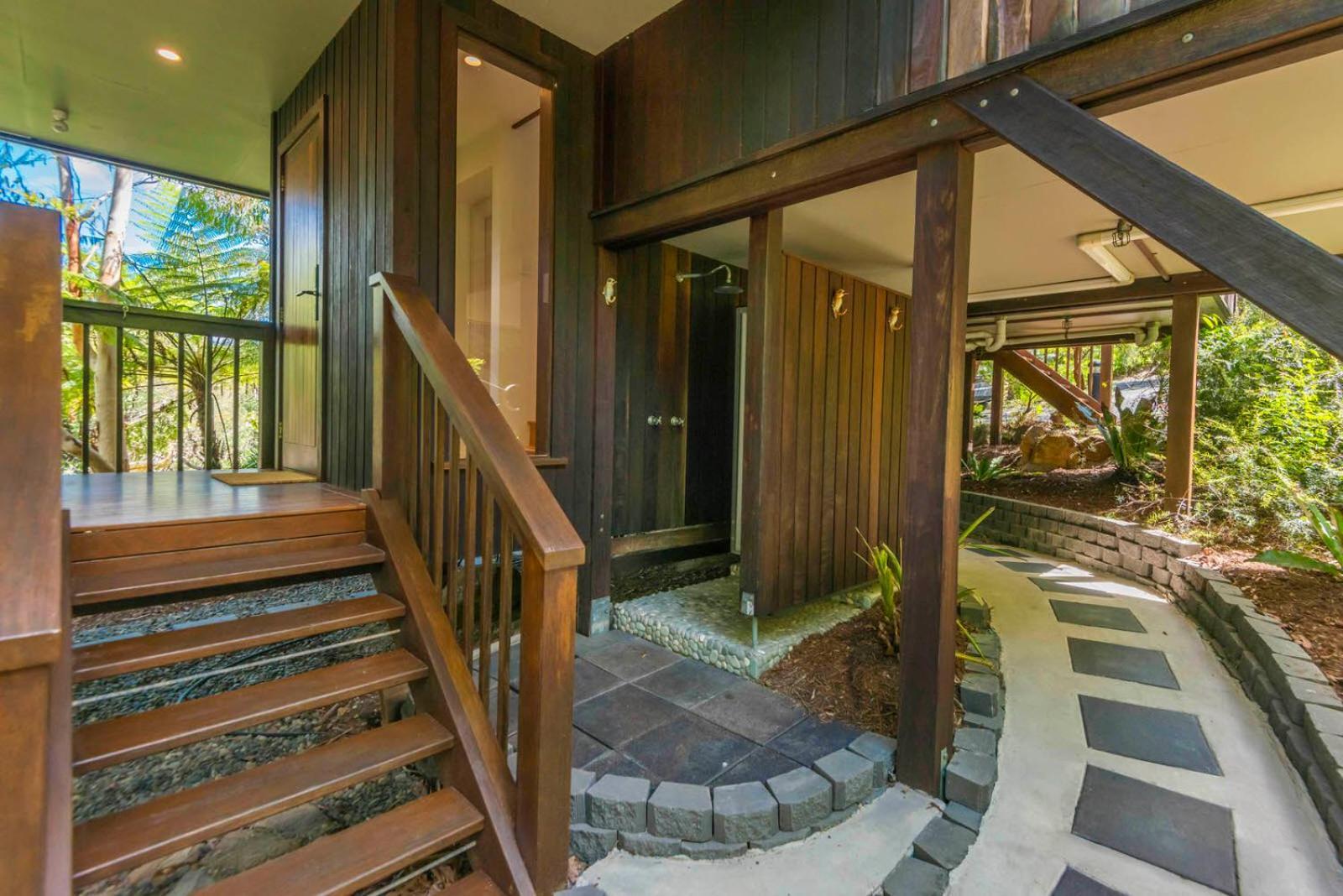 The Oasis Apartments And Treetop Houses Byron Bay Eksteriør billede