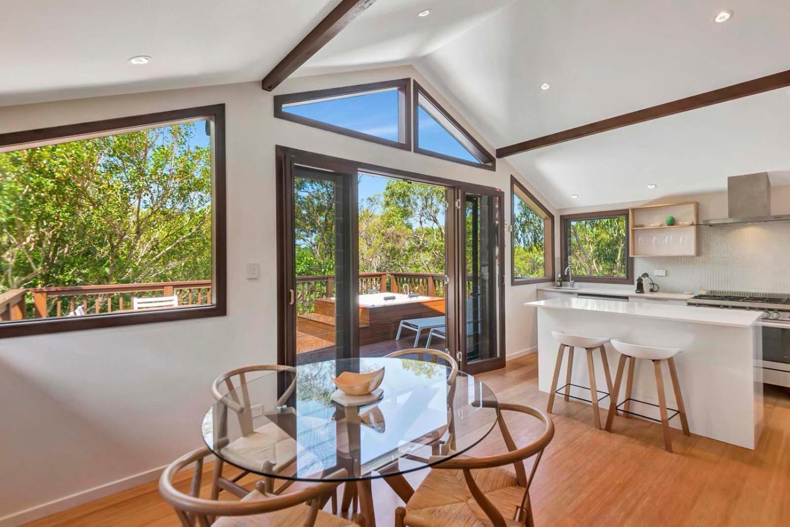 The Oasis Apartments And Treetop Houses Byron Bay Eksteriør billede